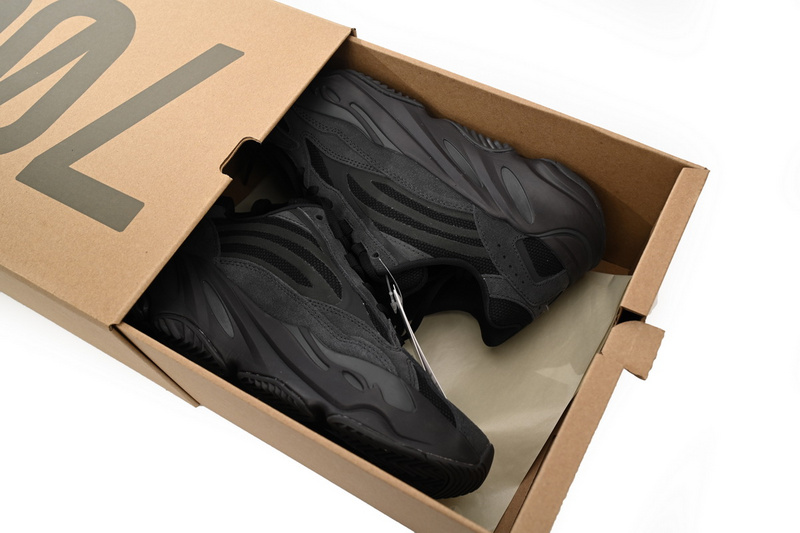 OG Yeezy Boost 700 V2 Vanta 