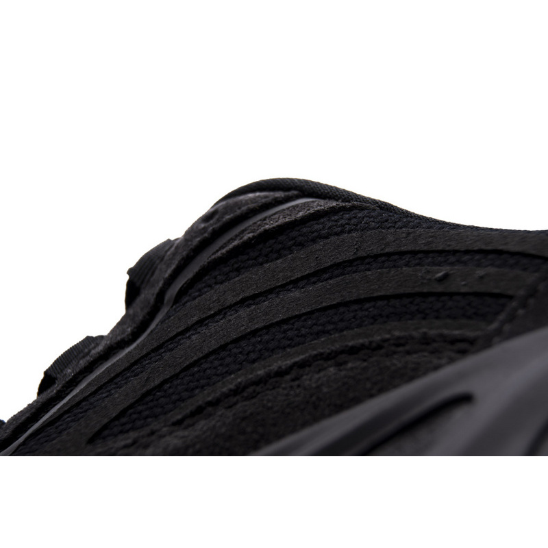 S2 700 V2 Yeezy Boost 700 V2 Vanta 