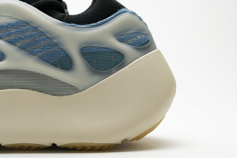 S2 Adidas Yeezy 700 V3 “Kyanite” Basf Boost
