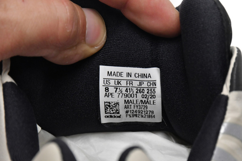 S2 Adidas Yeezy Boost 700 MNVN Black Beige