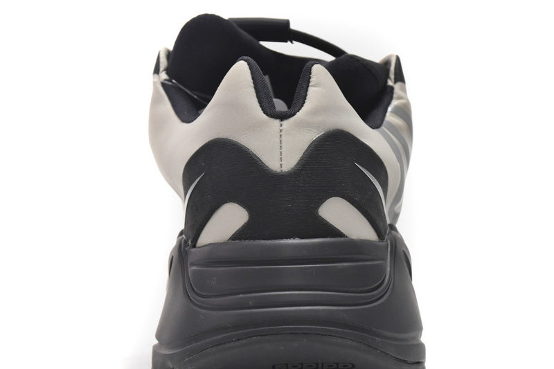 S2 Adidas Yeezy Boost 700 MNVN Black Beige