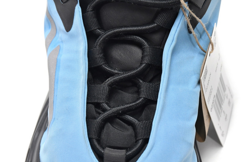 S2 Adidas Yeezy Boost 700 MNVN Bright Cyan