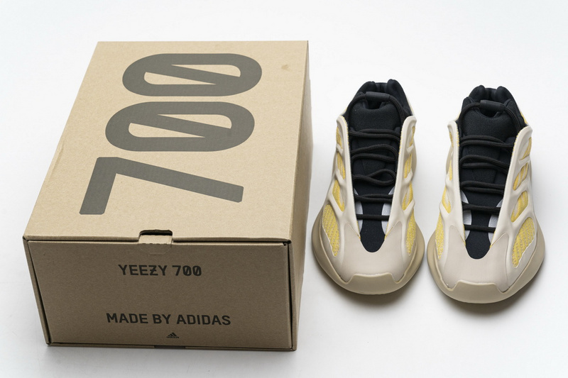 S2 Adidas Yeezy Boost 700 V3 Srphym