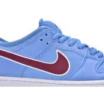 SX Nike SB Dunk Low Philadelphia Phillies