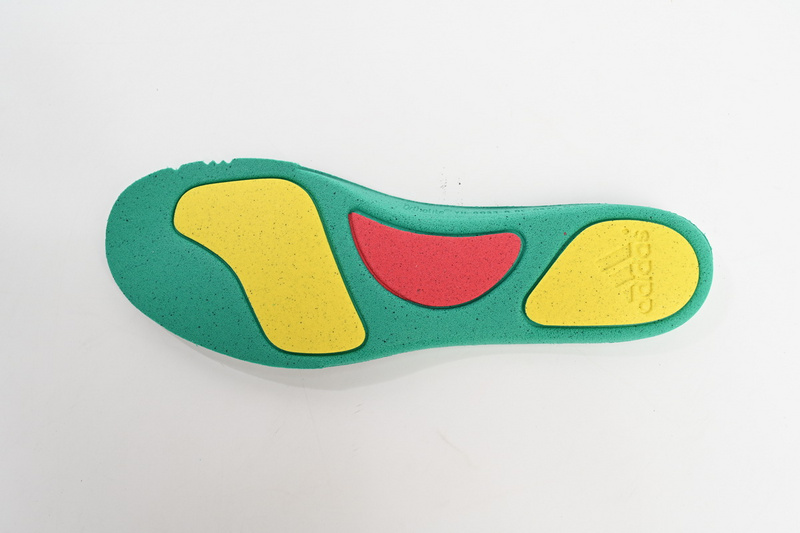 S2 Yeezy 500 “Bone White”