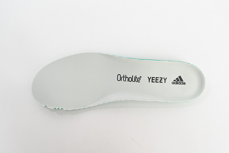 S2 Yeezy 500 “Bone White”