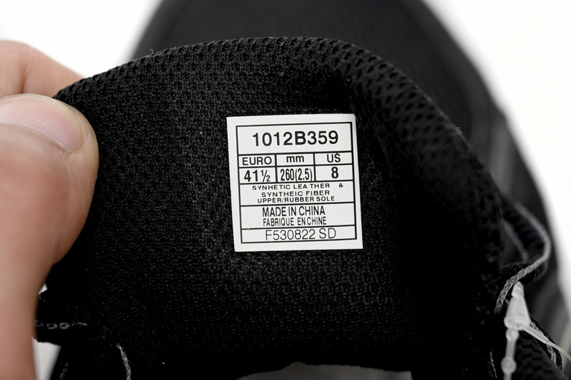   ASICS Gel-venture Black Ash