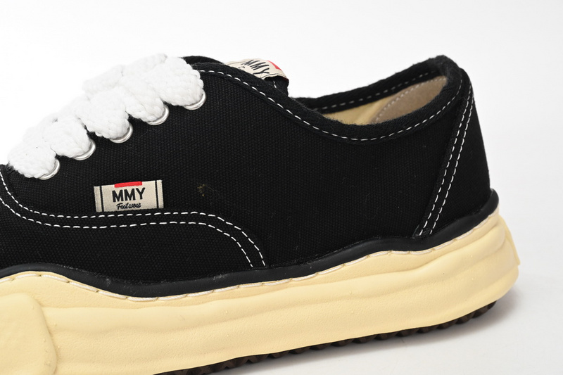  MIHARA YASUHIRO White And Black Yellow