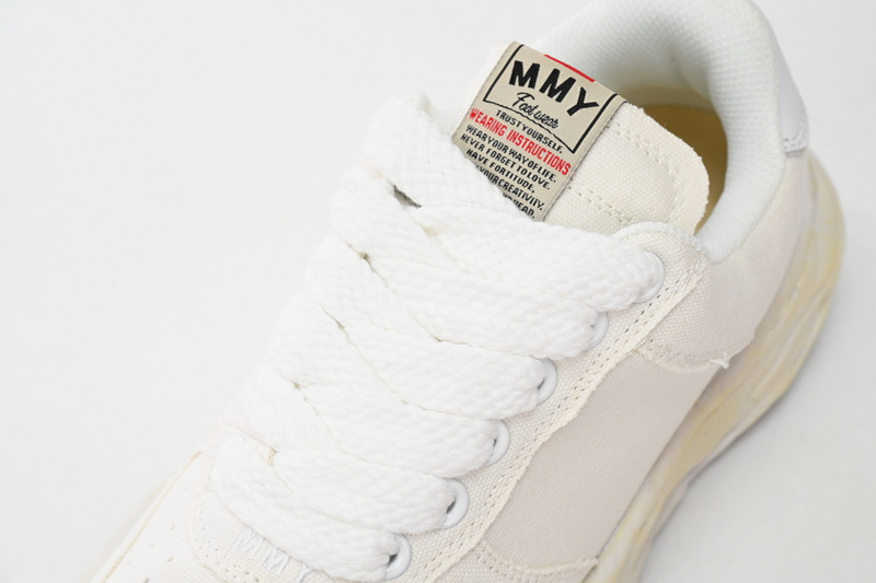  MIHARA YASUHIRO White And Pale