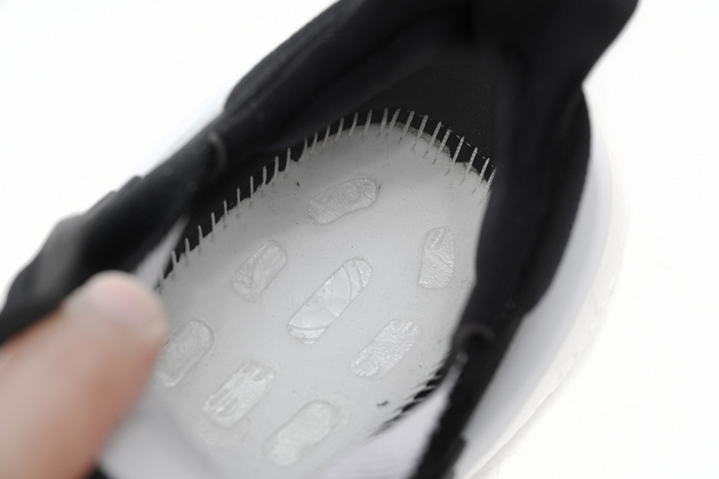 Adidas Ultra Boost 2023 LIGHT Black And White