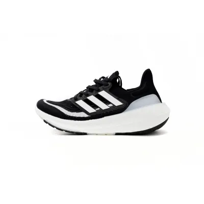Adidas Ultra Boost 2023 LIGHT Black And White 01