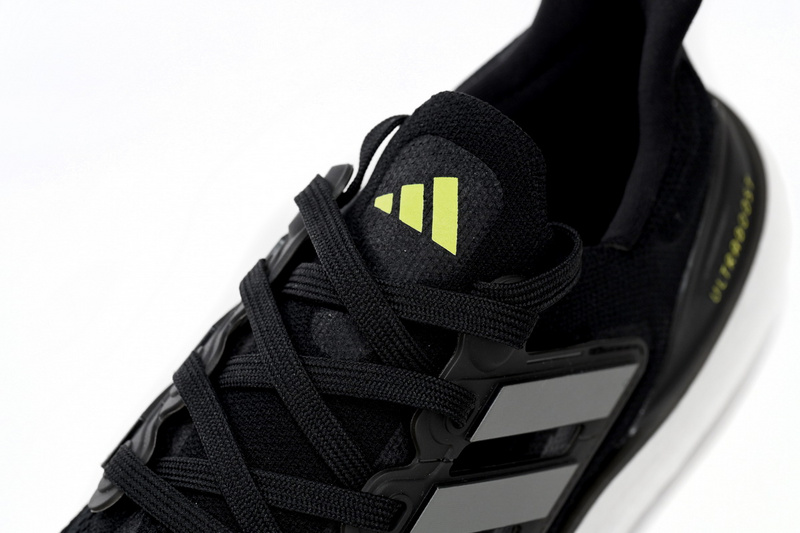 Adidas Ultra Boost 2023 LIGHT Black And White