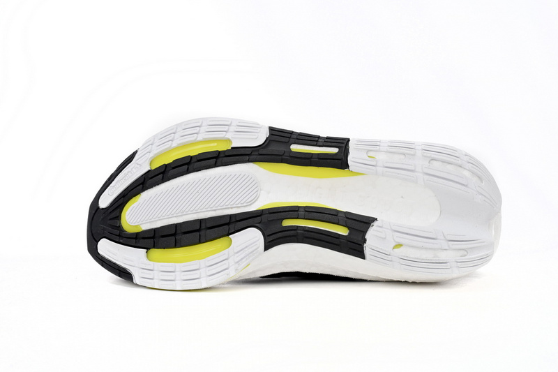 Adidas Ultra Boost 2023 LIGHT Black And White