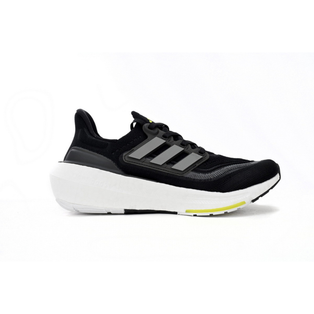 Adidas Ultra Boost 2023 LIGHT Black And White