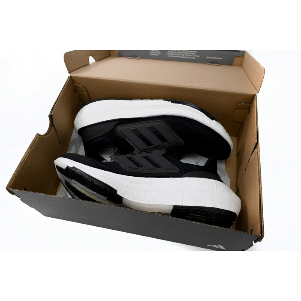 Adidas Ultra Boost 2023 LIGHT Black And White 