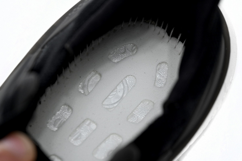 Adidas Ultra Boost 2023 LIGHT Black And White 