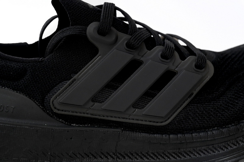 Adidas Ultra Boost 2023 LIGHT Black And White