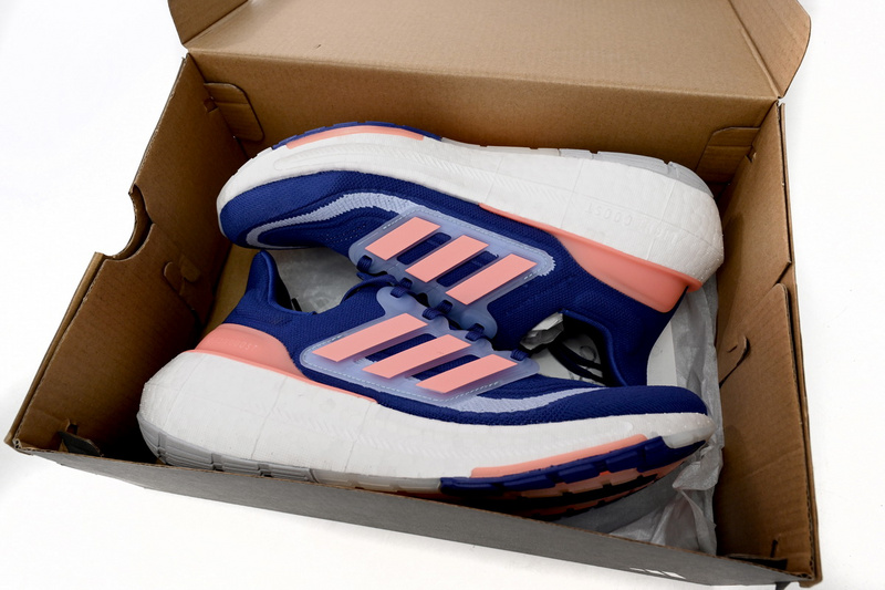 Adidas Ultra Boost 2023 LIGHT Black And White