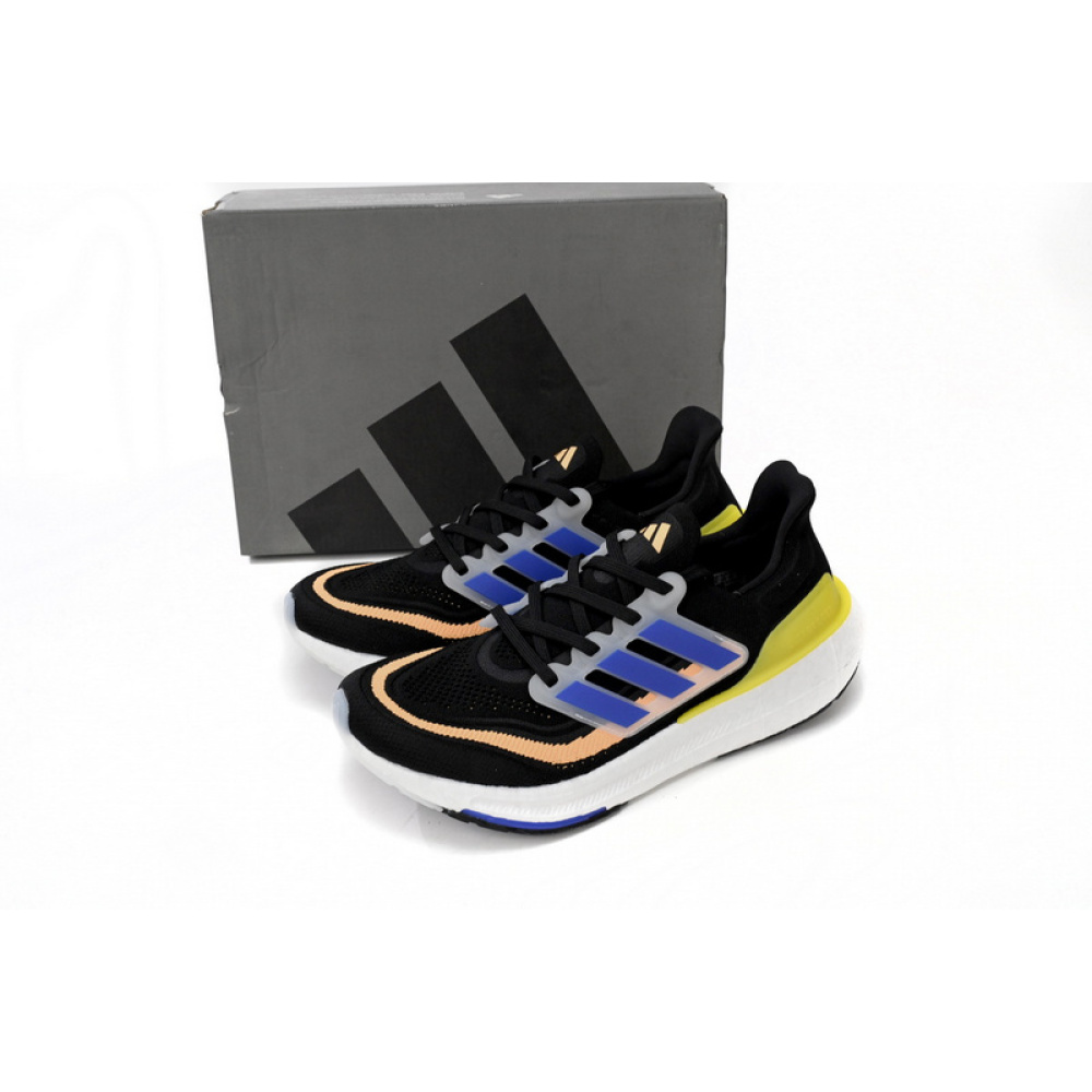 Adidas Ultra Boost 2023 LIGHT Black And White