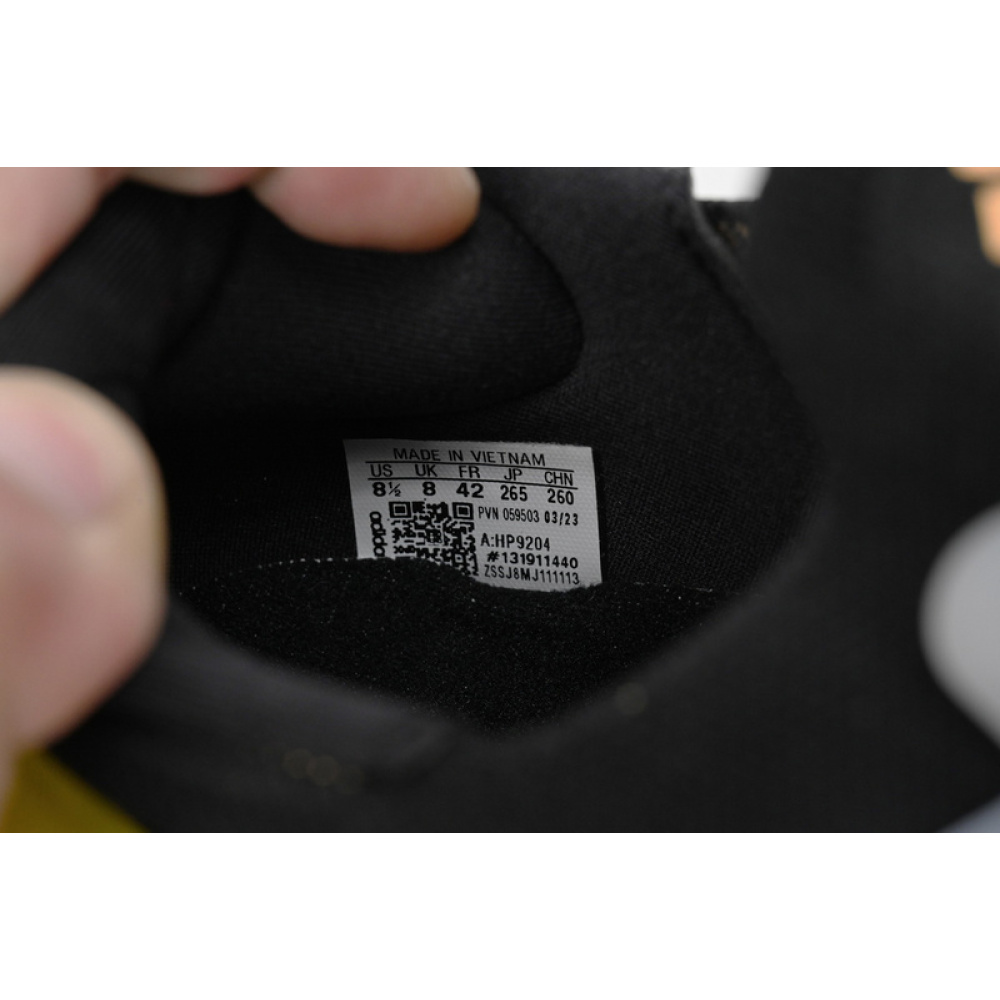 Adidas Ultra Boost 2023 LIGHT Black And White