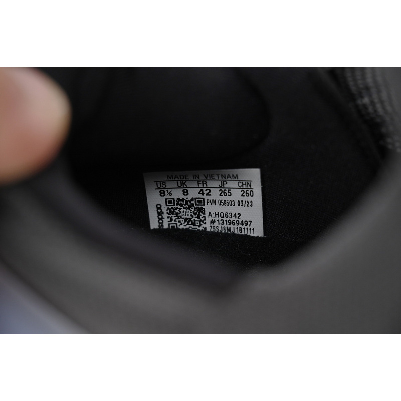 Adidas Ultra Boost 2023 LIGHT Black And White