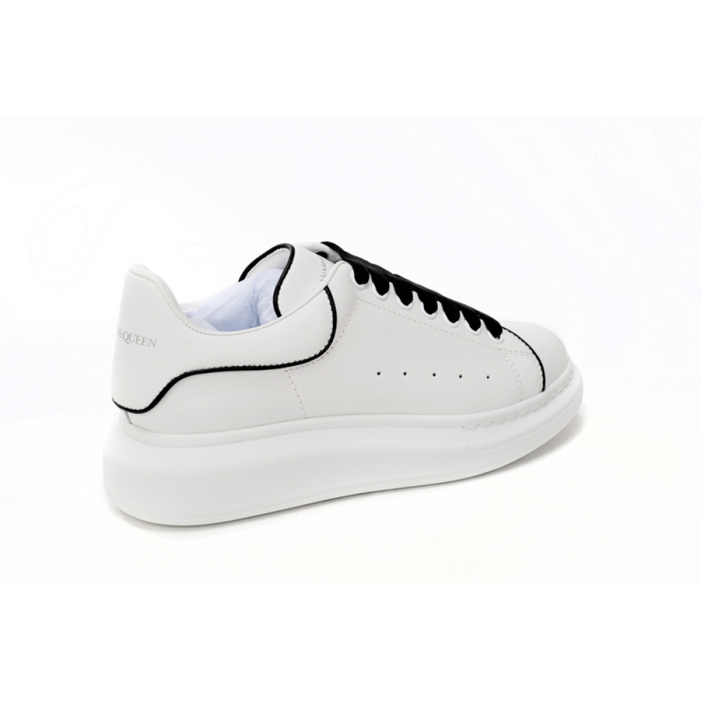 Alexander McQueen Sneaker Black Line