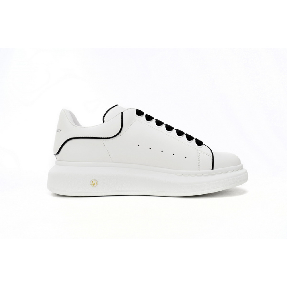 Alexander McQueen Sneaker Black Line