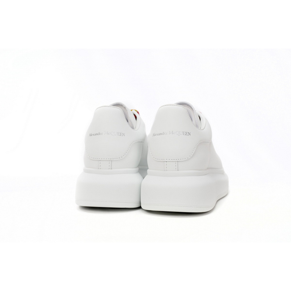 Alexander McQueen Sneaker Colored Ribbon