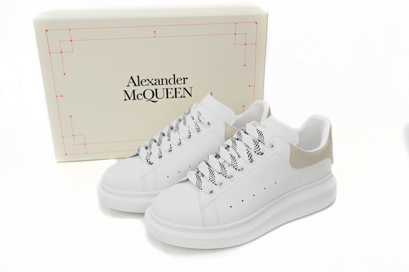 Alexander McQueen Sneaker Stone Pattern