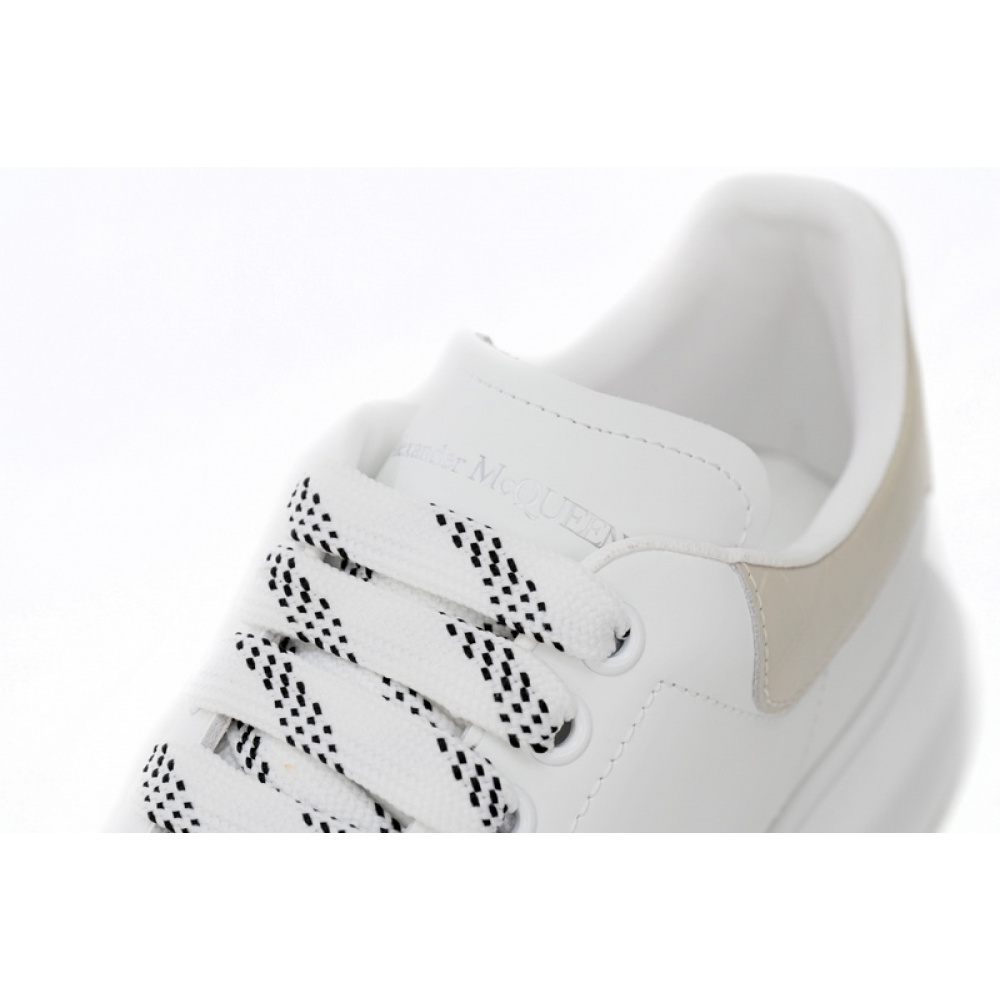 Alexander McQueen Sneaker Stone Pattern