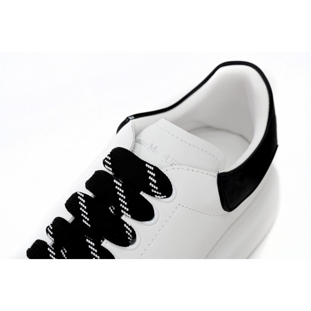 Alexander McQueen Sneaker Vinyl