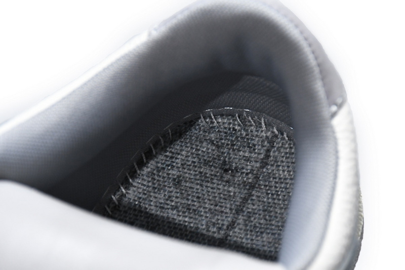 AMIRI Skel Top Low Whtie Grey