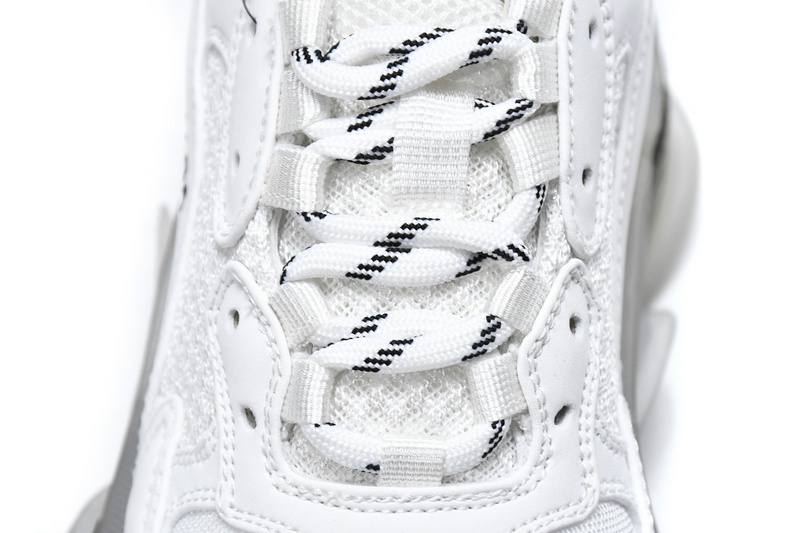 Balenciaga Triple S White Carbon Ash