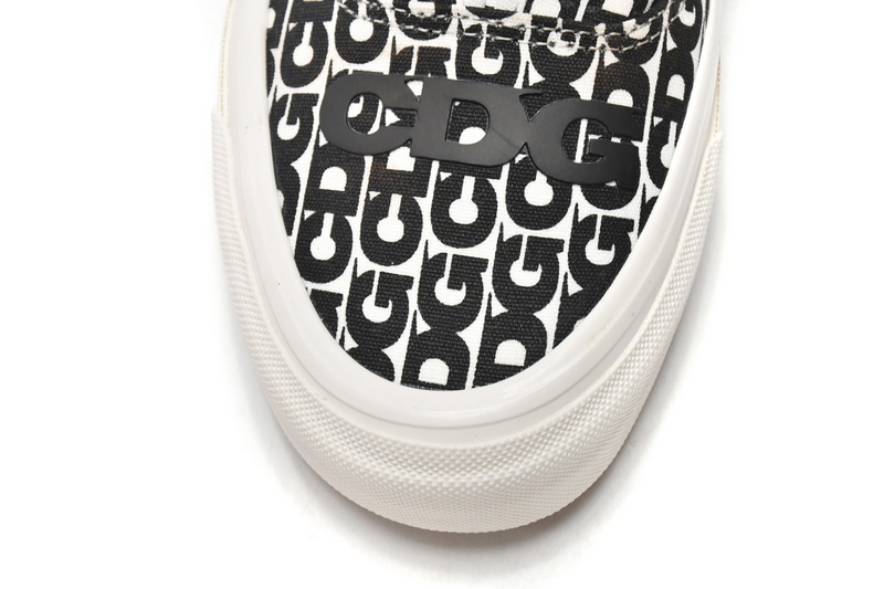 Comme Des Garcons x Vans Og Authentic Lx