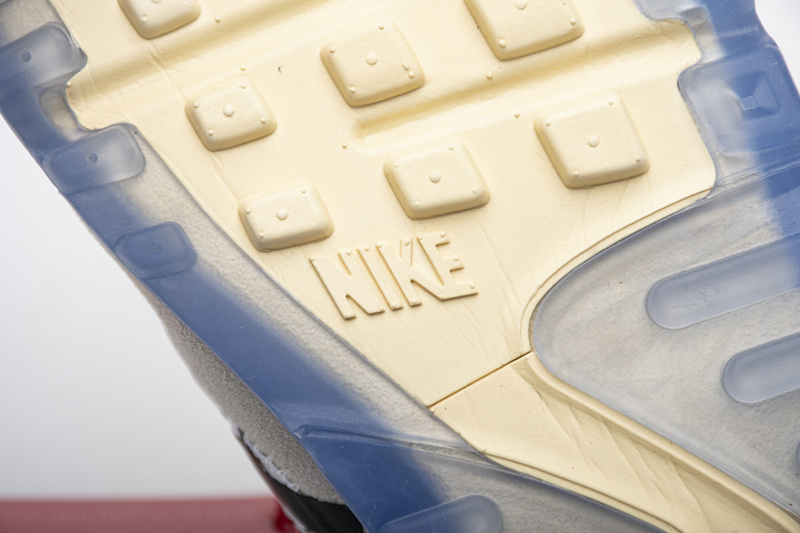 Off-White x Nike Air Max 90 All White