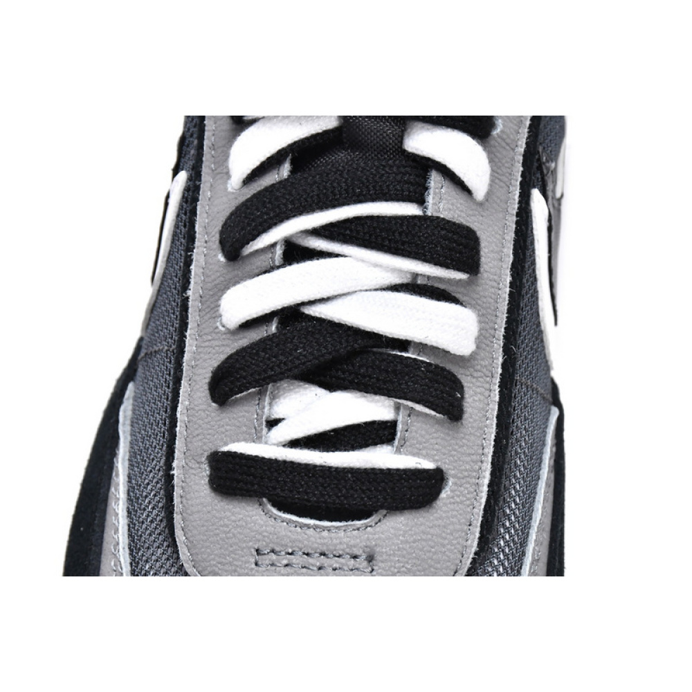 Sacai x Nike LDV Waffle Black