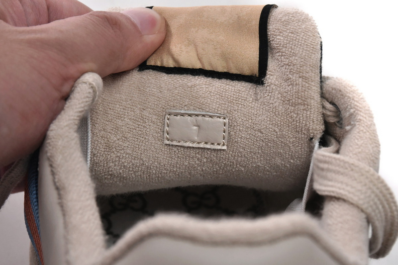 Gucci Screener 576223 2KQ40 4467 