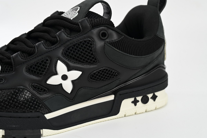 Louis Vuitton Leather lace up Fashionable Board Shoes Black