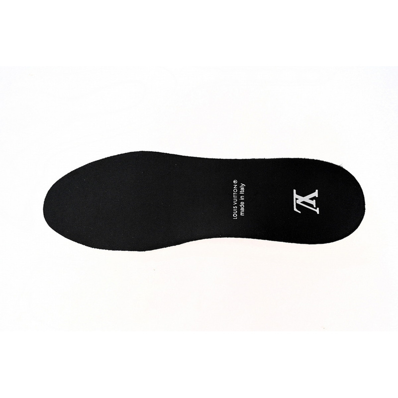 Louis Vuitton Trainer All Black Embossing