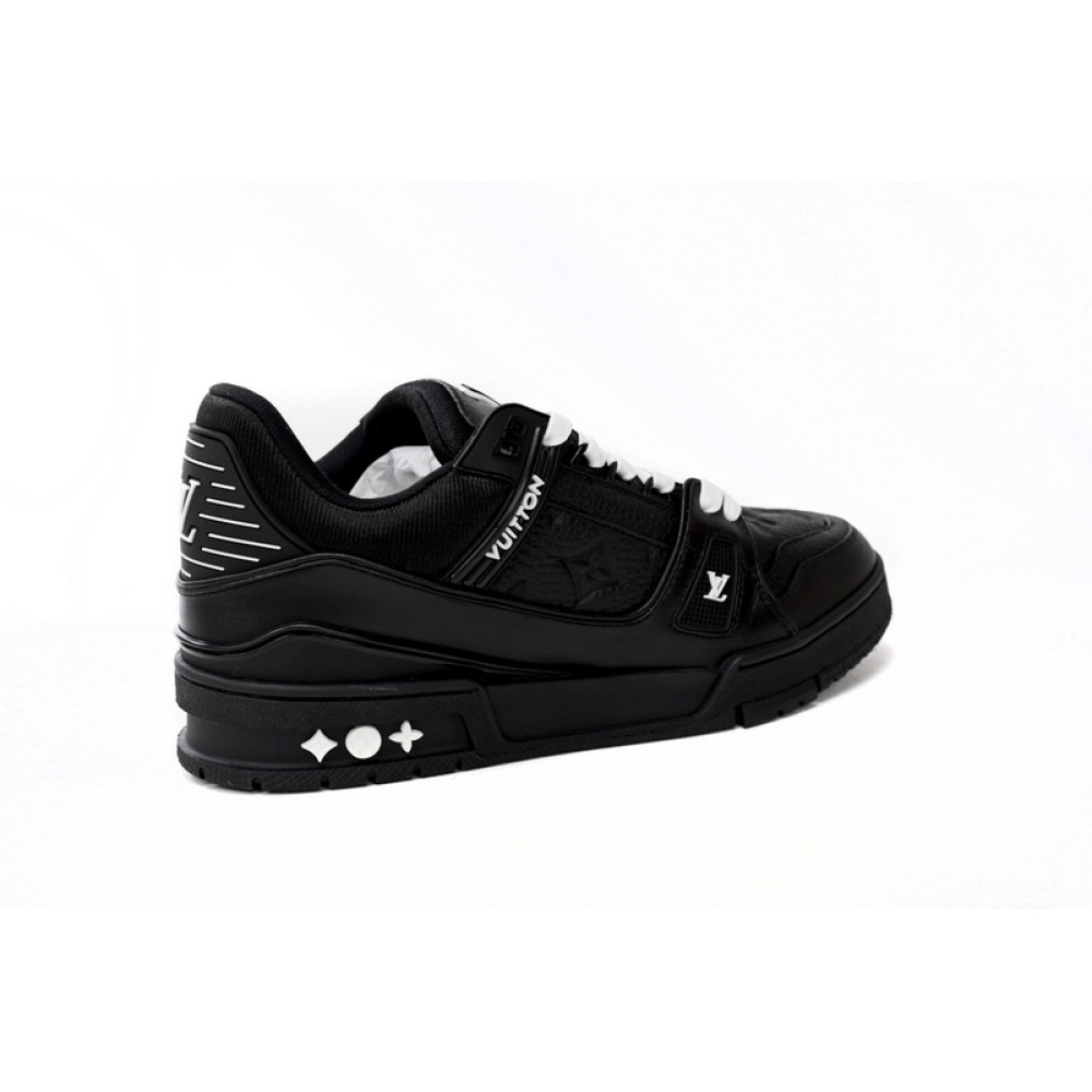 Louis Vuitton Trainer All Black Embossing