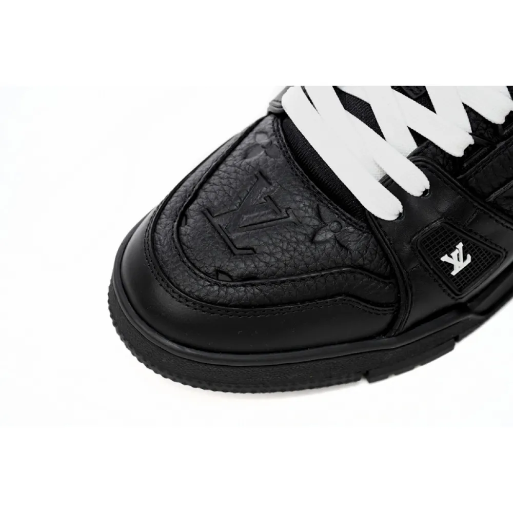 Louis Vuitton Trainer All Black Embossing