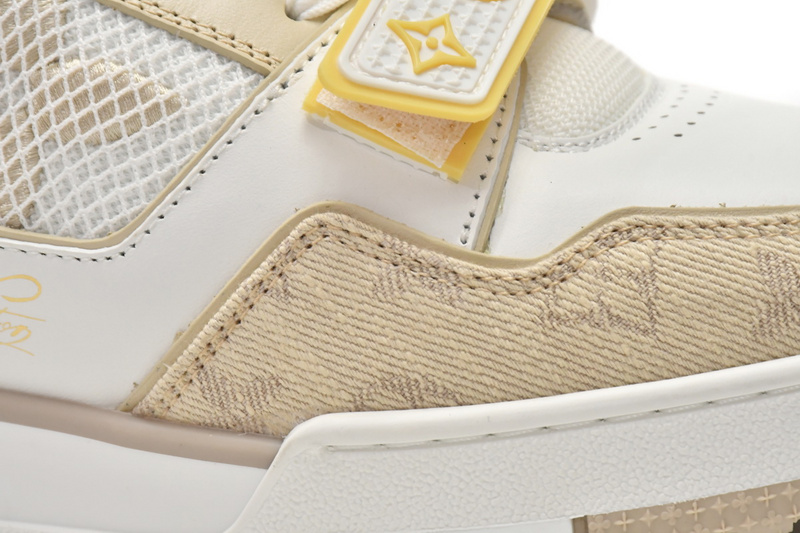 Louis Vuitton Trainer Beige Cloth Cover