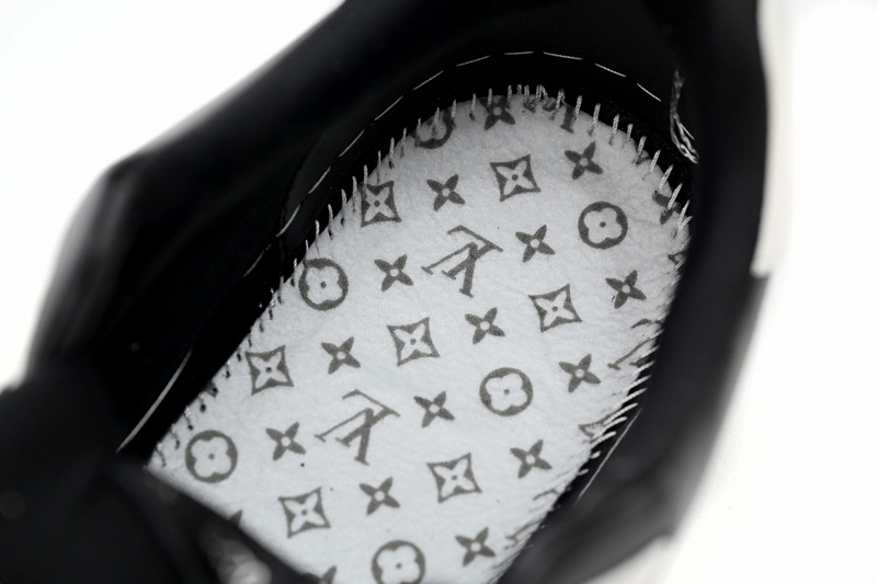 Louis Vuitton Trainer Cowboy Black Gray