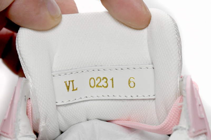 Louis Vuitton Trainer Rose Pink