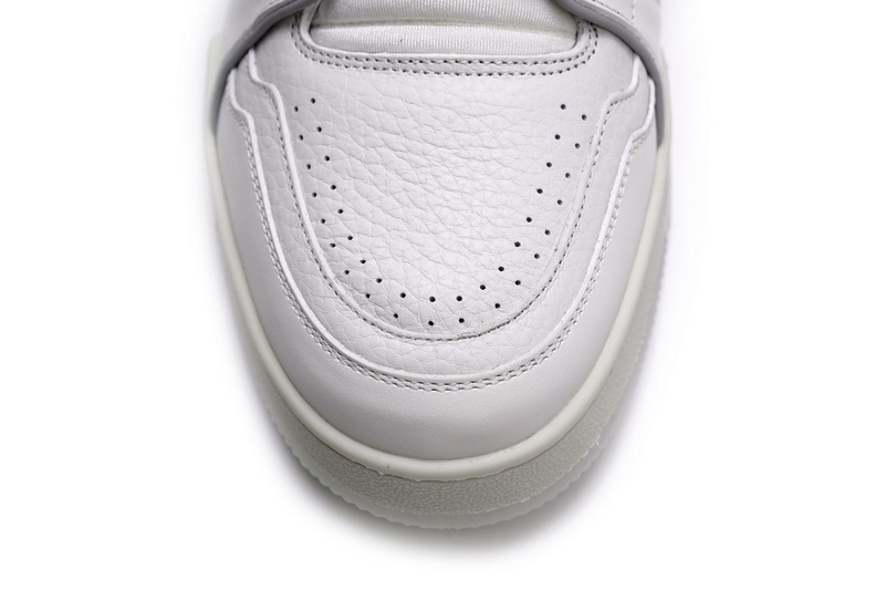 Louis Vuitton Trainer White Litchi Pattern