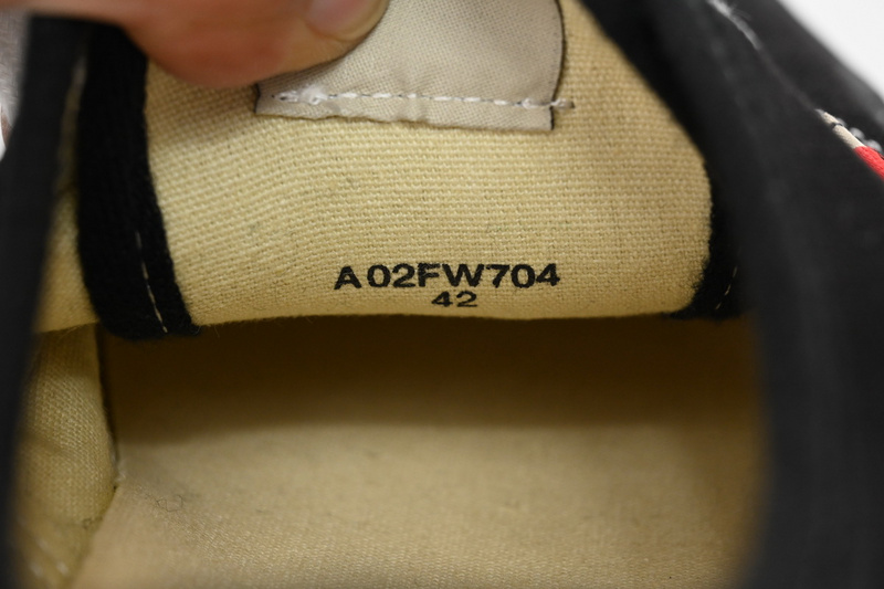 MIHARA YASUHIRO Black And White