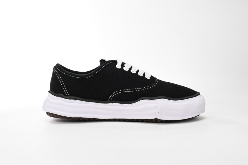 MIHARA YASUHIRO Black And White