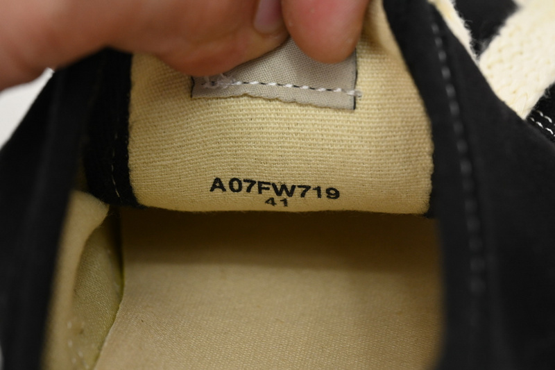 MIHARA YASUHIRO White And Retro Black Yellow