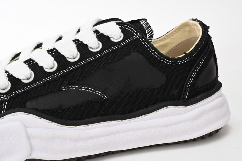 MIHARA YASUHIRO White And White And Black Cloth