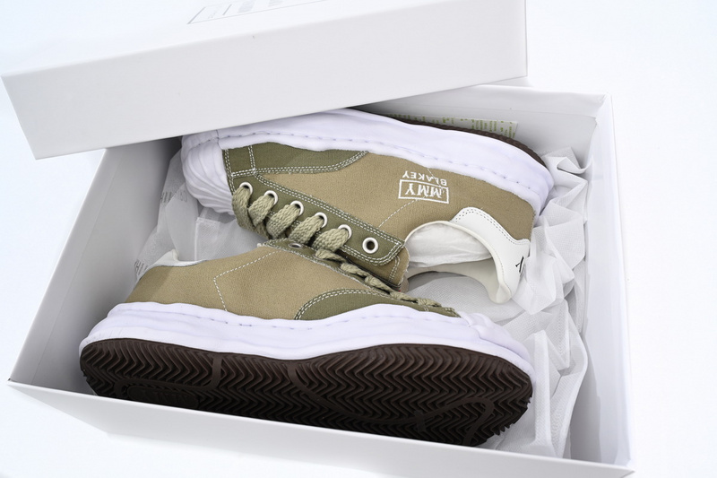 MIHARA YASUHIRO White And White Green